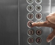Перебои в работе лифтов на ул. Высоковольтная Перебои в работе лифтов на ул. Высоковольтная
